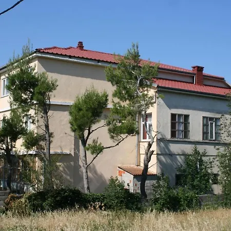 Triple Starigrad 6637d Guest house 3*